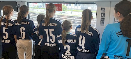 Jugend trainiert für Olympia: Mädchenfußballteam erreicht die Zwischenrunde